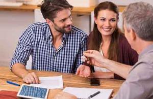 man giving a home improvement consultation